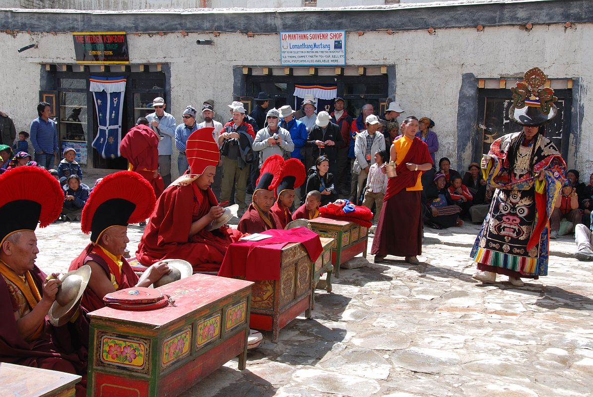 Mustang Lo Manthang Tiji Festival Day 3 03-2 Dorje Jono Dancing With Chyodi Monks